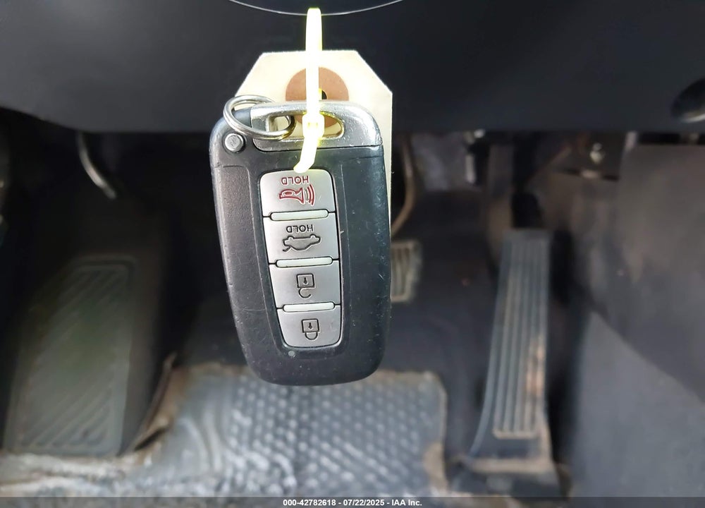2013 HYUNDAI SONATA VIN: 5NPEC4AB5DH732587