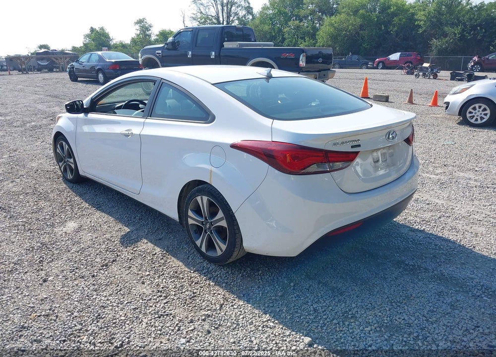 2014 HYUNDAI ELANTRA VIN: KMHDH6AHXEU027123