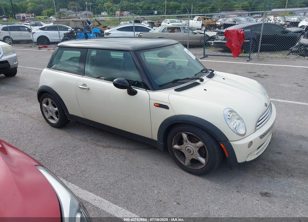2006 MINI COOPER VIN: WMWRC33566TK73763