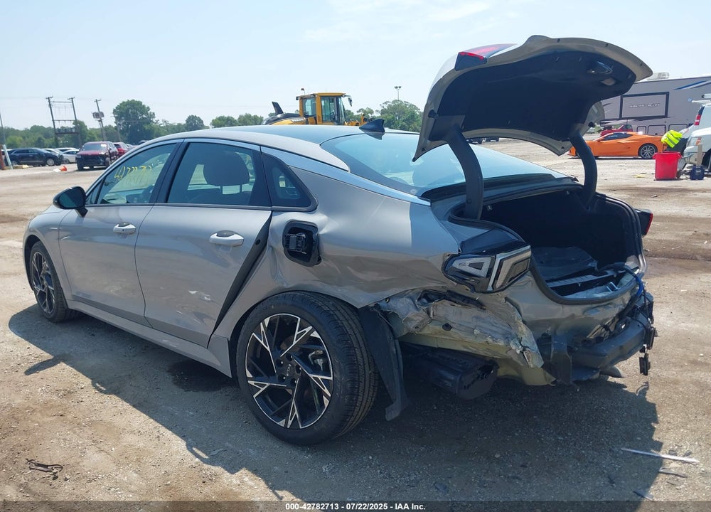 2025 KIA K5 VIN: KNAG64J78S5293083