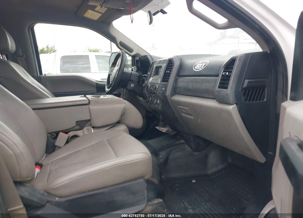2017 FORD F250 VIN: 1FT7W2B67HEE94270