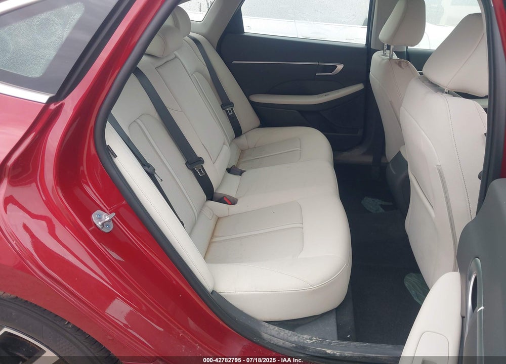 2025 HYUNDAI SONATA VIN: KMHL64JA7SA478483
