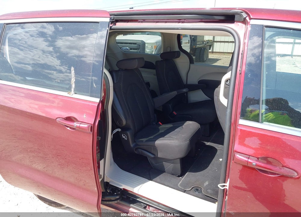 2022 CHRYSLER VOYAGER LX VIN: 2C4RC1CG6NR226067