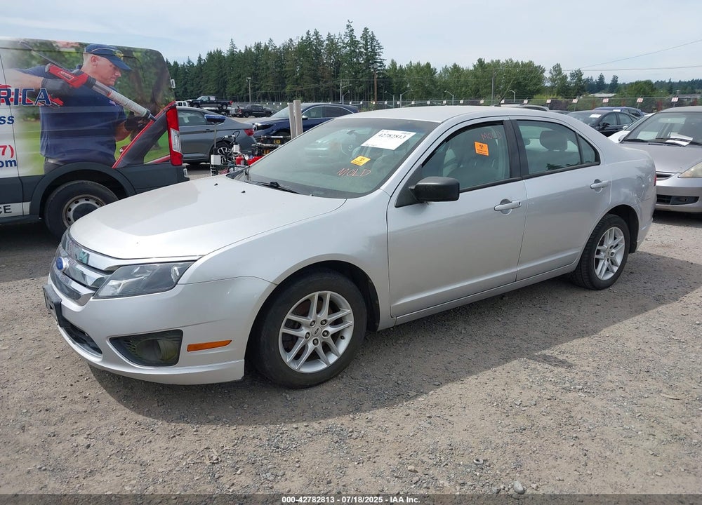 2011 FORD FUSION VIN: 3FAHP0GAXBR262601