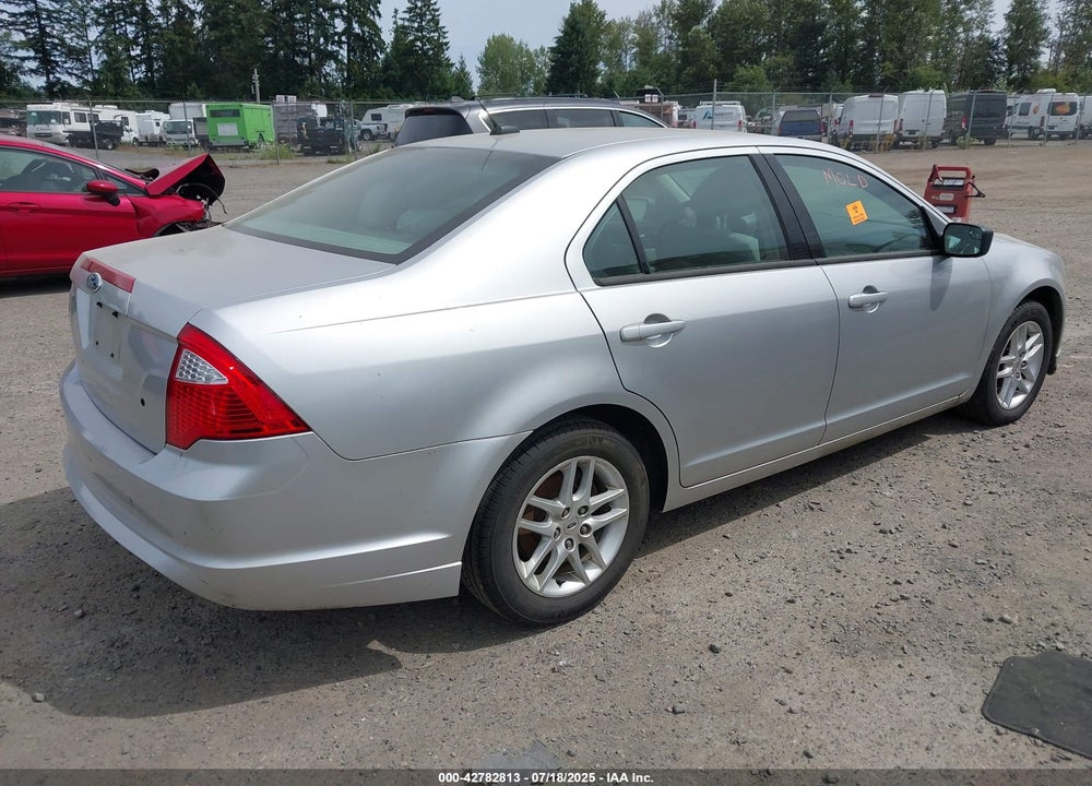 2011 FORD FUSION VIN: 3FAHP0GAXBR262601