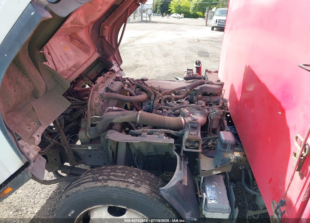 2017 ISUZU NRR DSL REG AT VIN: JALE5W163H7302719