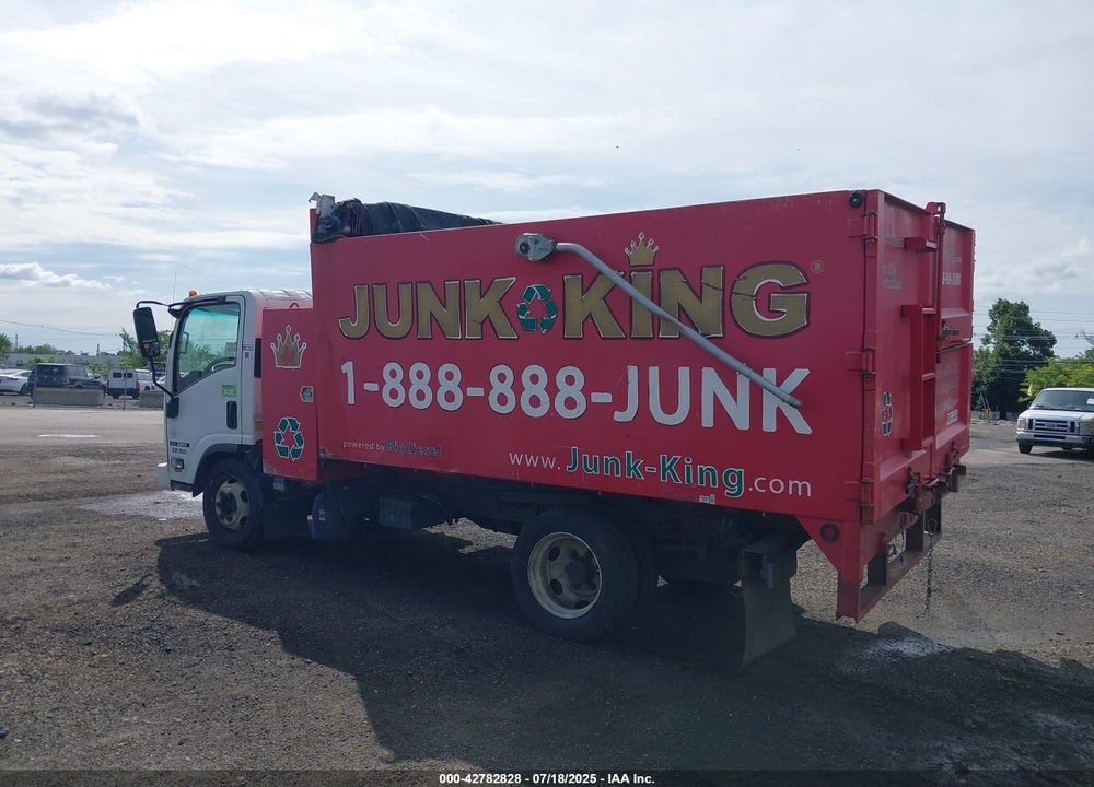 2017 ISUZU NRR DSL REG AT VIN: JALE5W163H7302719