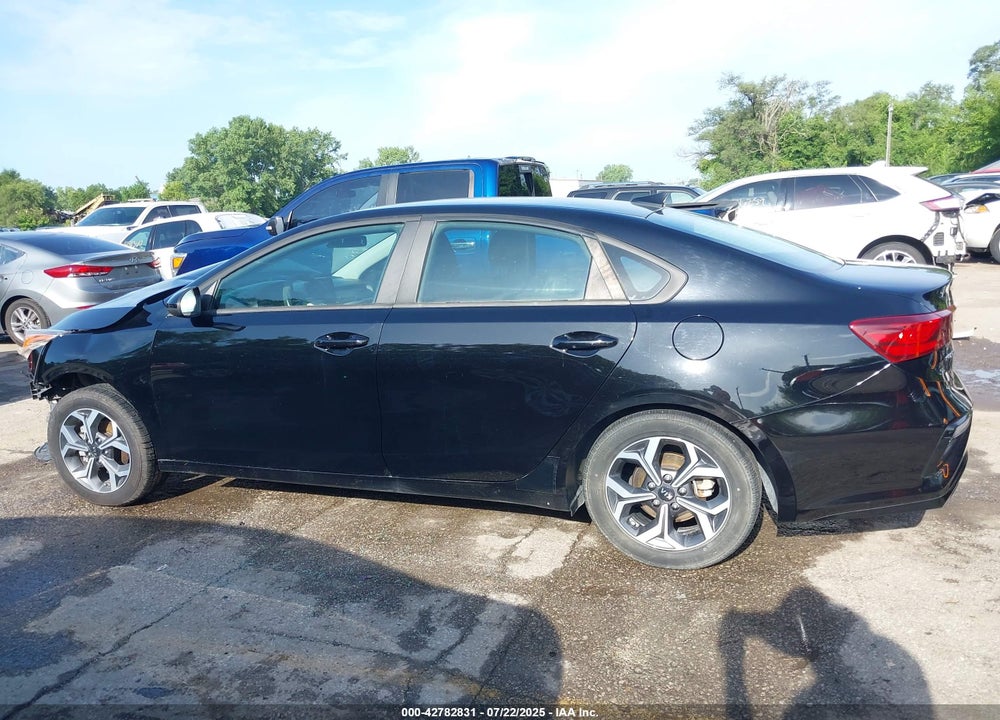 2019 KIA FORTE VIN: 3KPF24AD7KE136567