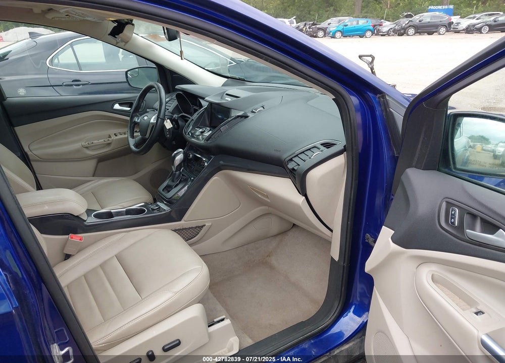 2016 FORD ESCAPE VIN: 1FMCU9J92GUC83535