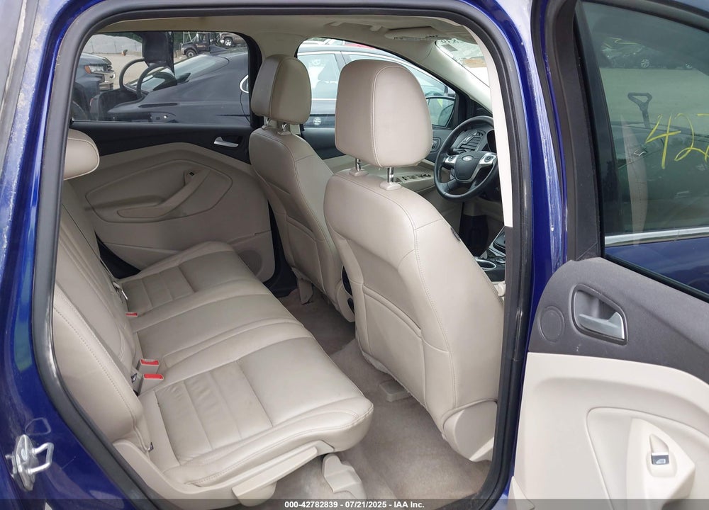 2016 FORD ESCAPE VIN: 1FMCU9J92GUC83535