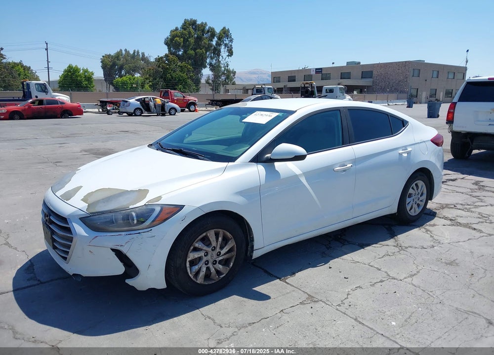 2017 HYUNDAI ELANTRA VIN: 5NPD74LF2HH205449