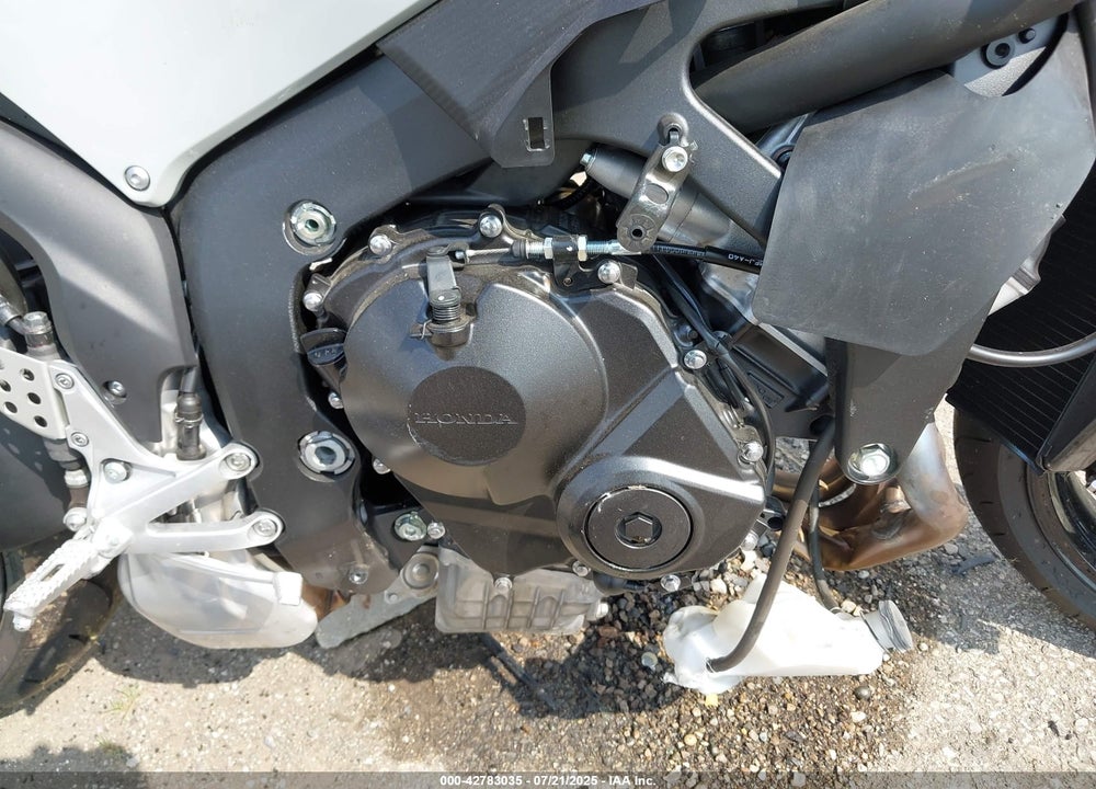 2025 HONDA CBR600 VIN: JH2PC40H1SK200175