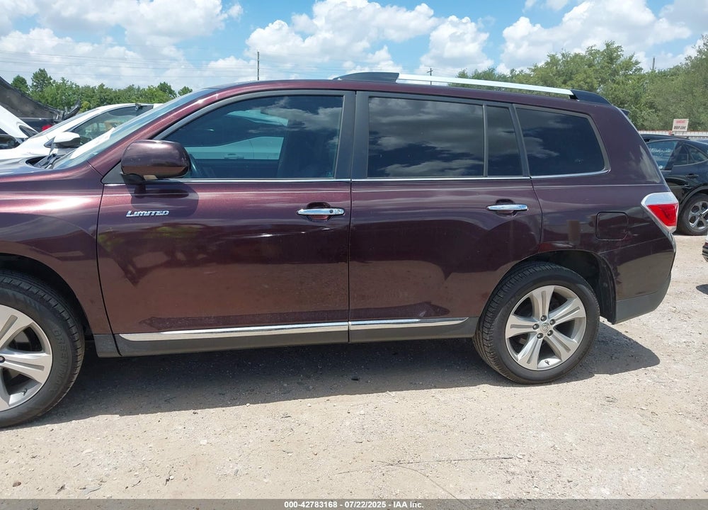 2013 TOYOTA HIGHLANDER VIN: 5TDYK3EH3DS130550