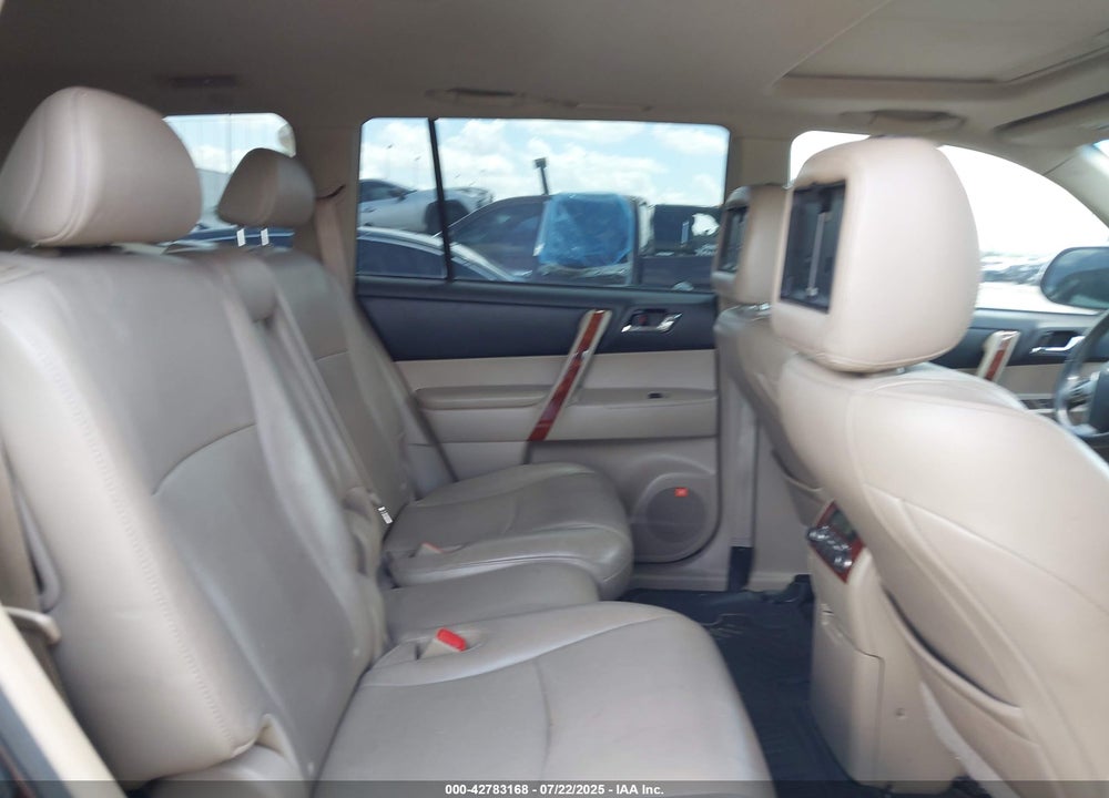 2013 TOYOTA HIGHLANDER VIN: 5TDYK3EH3DS130550