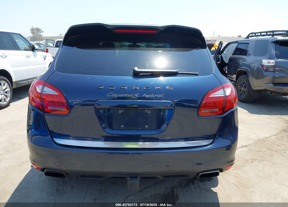 2012 PORSCHE CAYENNE VIN: WP1AE2A20CLA91421