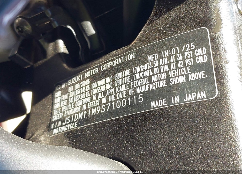 2025 SUZUKI GSX-R1000 R VIN: JS1DM11M9S7100115