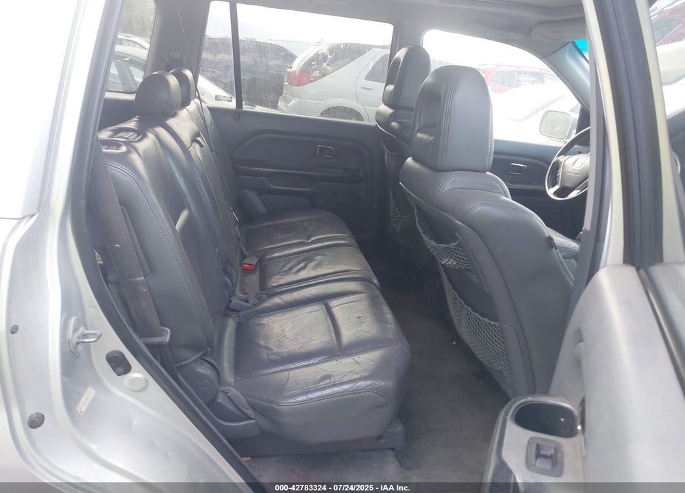 2005 HONDA PILOT EX-L VIN: 2HKYF18755H513134