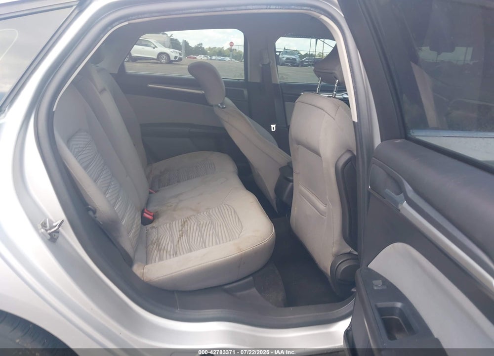 2016 FORD FUSION VIN: 1FA6P0G74G5126292