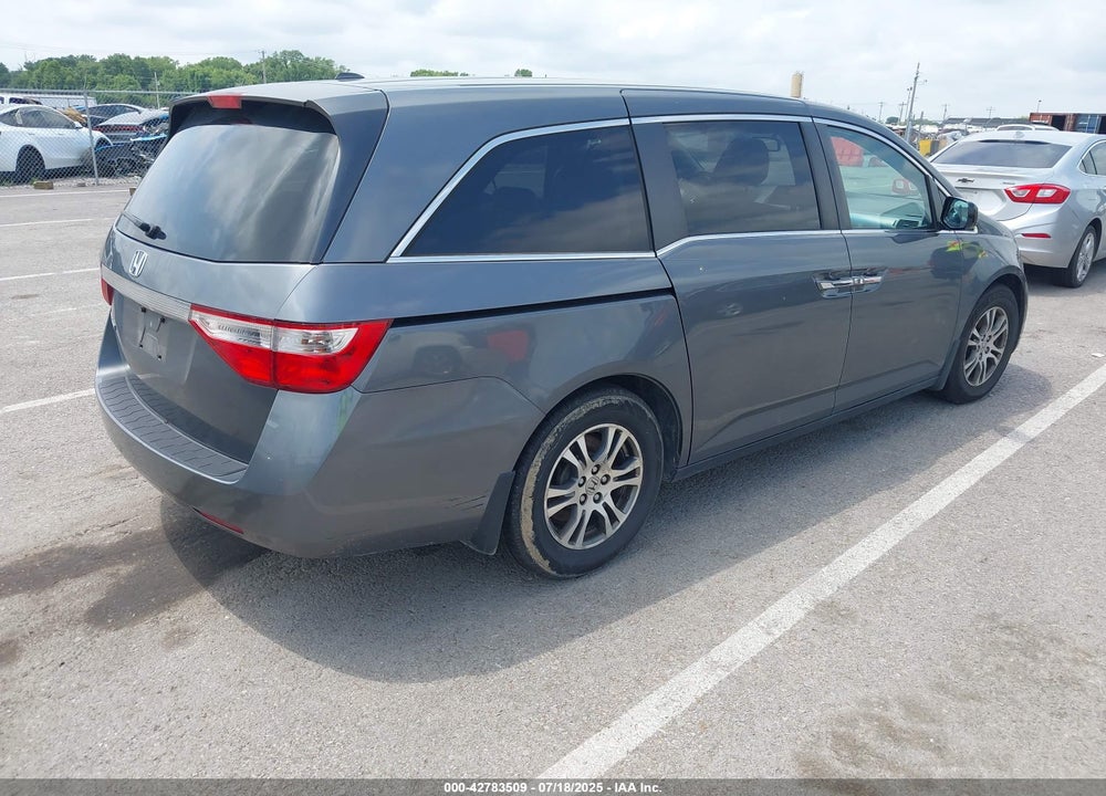 2011 HONDA ODYSSEY EX-L VIN: 5FNRL5H68BB062321
