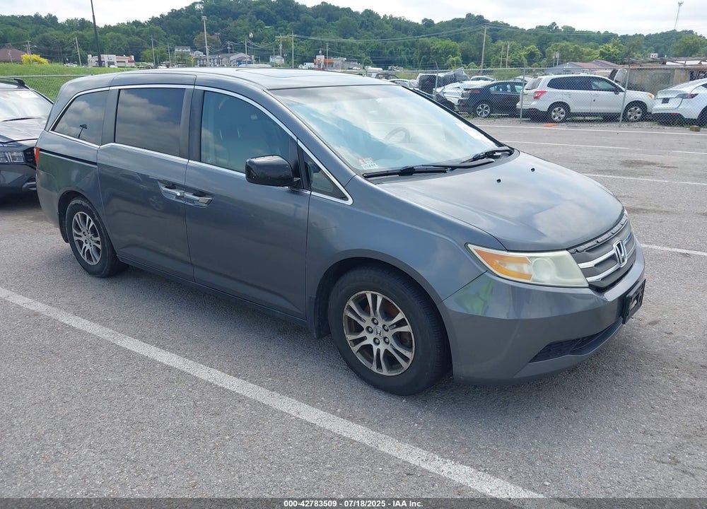 2011 HONDA ODYSSEY EX-L VIN: 5FNRL5H68BB062321