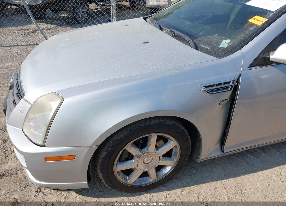 2011 CADILLAC STS VIN: 1G6DW6EDXB0122773