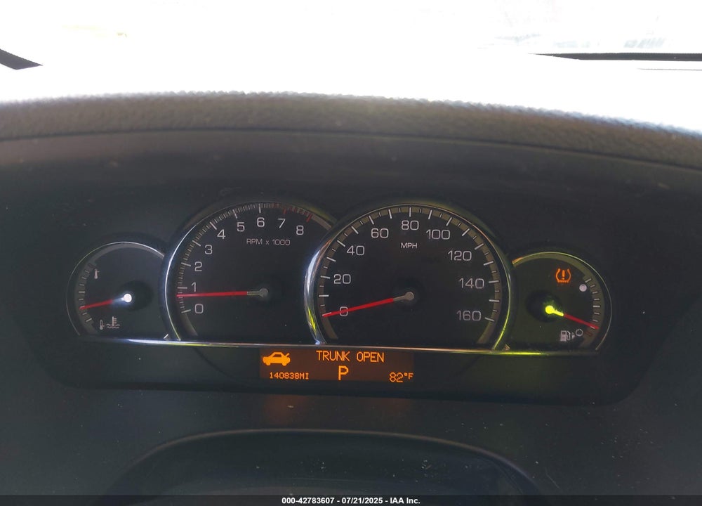 2011 CADILLAC STS VIN: 1G6DW6EDXB0122773
