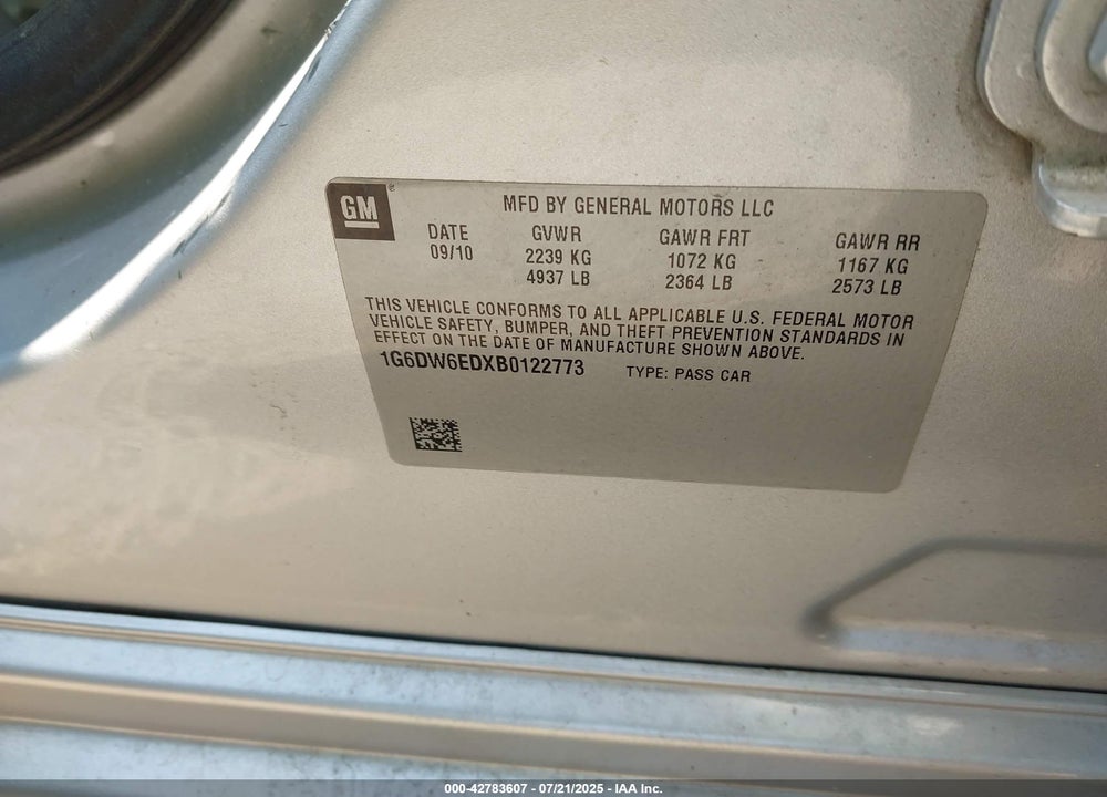 2011 CADILLAC STS VIN: 1G6DW6EDXB0122773