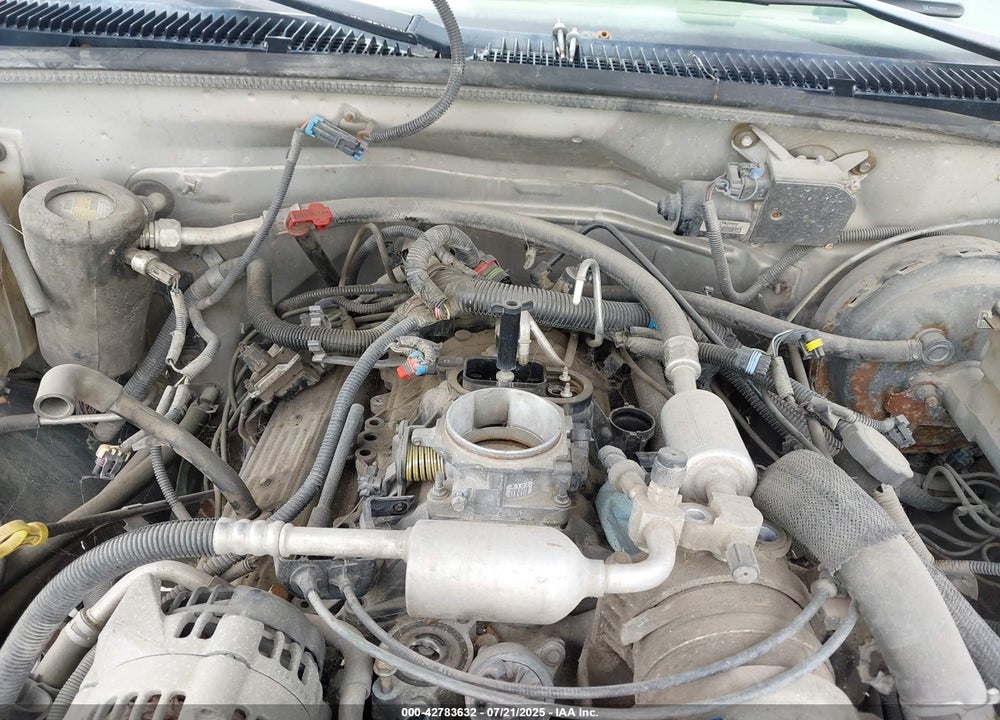 1998 CHEVROLET K1500 FLEETSIDE VIN: 1GCEK19R5WR155803