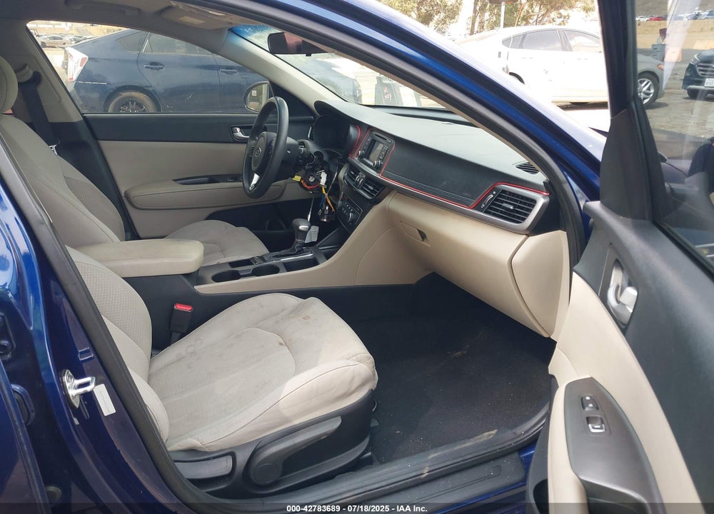 2016 KIA OPTIMA VIN: 5XXGT4L30GG109389