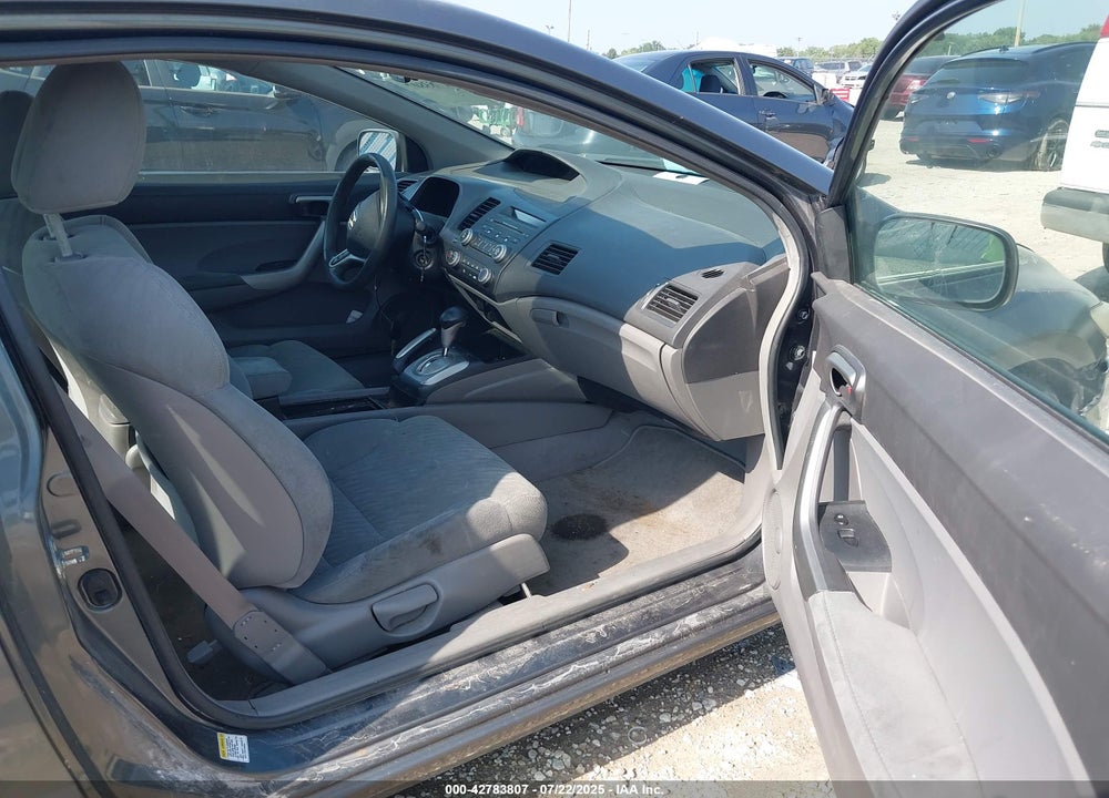 2010 HONDA CIVIC VIN: 2HGFG1B86AH512942