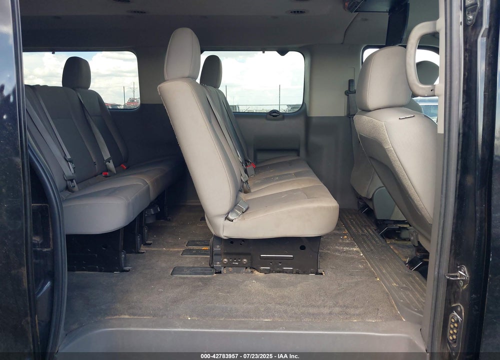 2019 NISSAN NV PASSENGER NV3500 HD S V6 VIN: 5BZBF0AA9KN850035