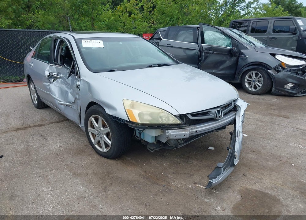 2003 HONDA ACCORD 3.0 EX VIN: 1HGCM66543A097033