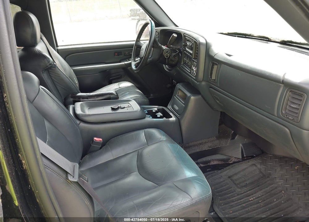2002 CHEVROLET AVALANCHE 1500 VIN: 3GNEK13T72G141553