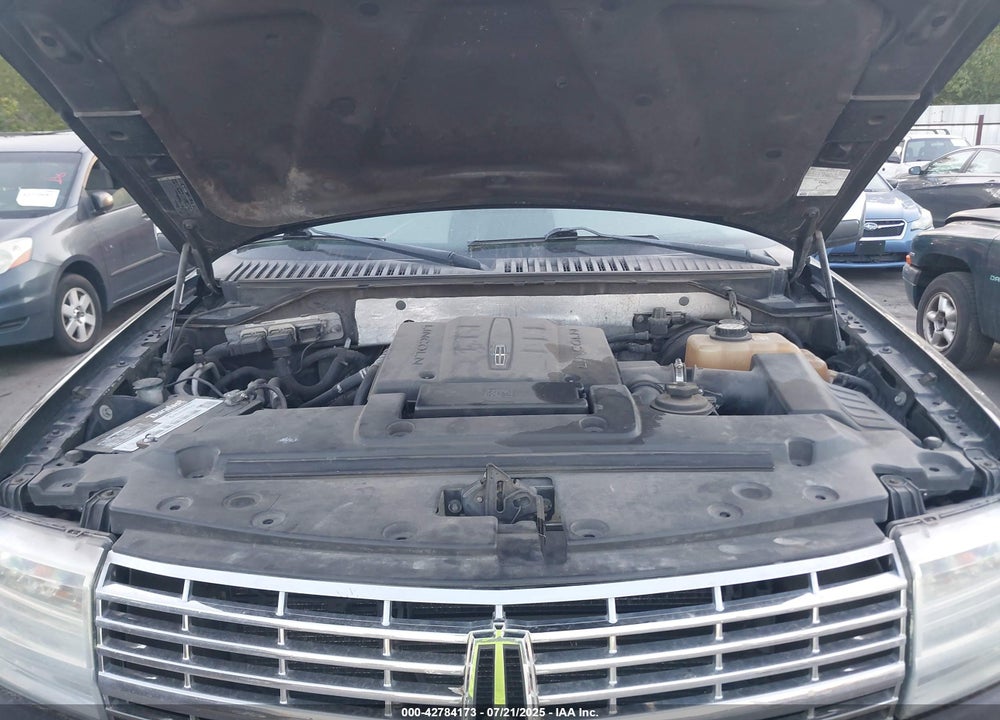 2007 LINCOLN NAVIGATOR VIN: 5LMFU28557LJ09338