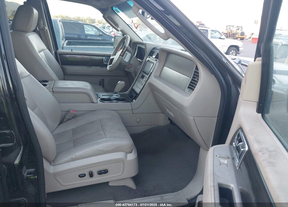 2007 LINCOLN NAVIGATOR VIN: 5LMFU28557LJ09338