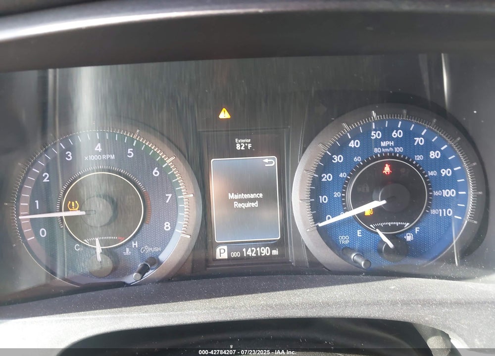2015 TOYOTA SIENNA XLE 8 PASSENGER VIN: 5TDYK3DC9FS561192