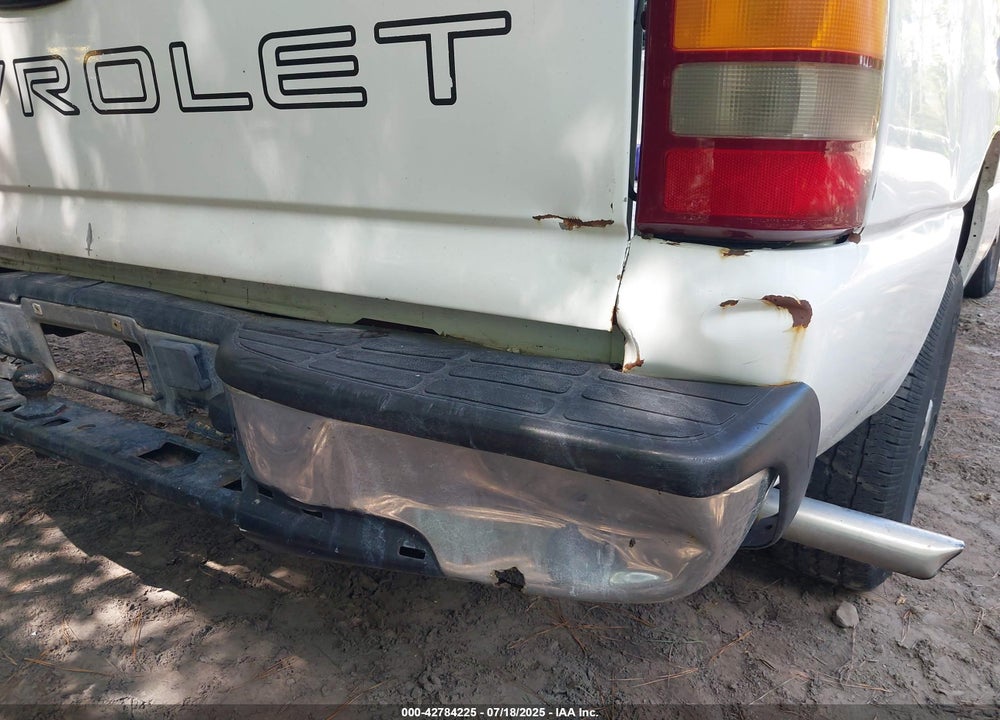 2002 CHEVROLET SILVERADO 1500 VIN: 1GCEC14W42Z273524
