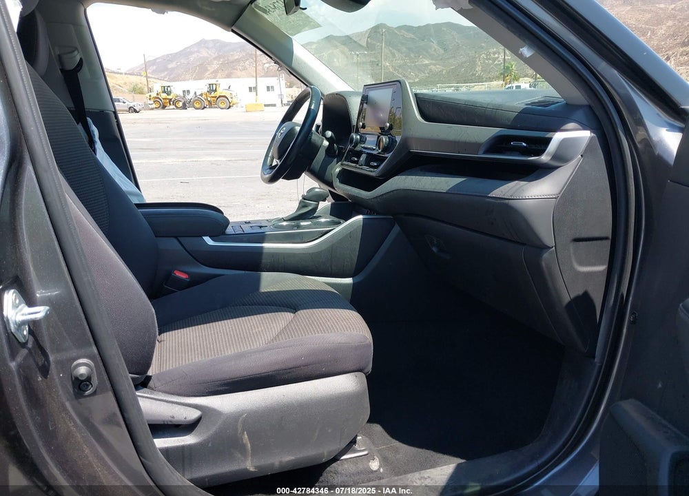 2021 TOYOTA HIGHLANDER VIN: 5TDZZRAH0MS058750