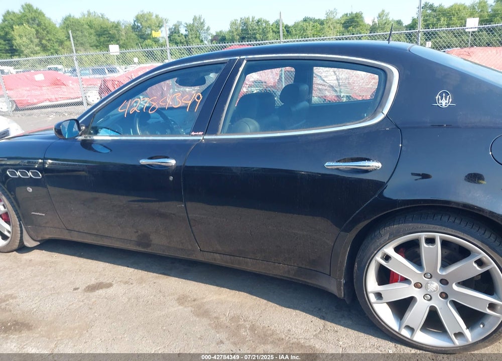 2007 MASERATI QUATTROPORTE VIN: ZAMFE39A770031504