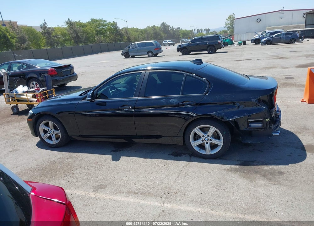 2013 BMW 3 SERIES VIN: WBA3A5C51DF602498