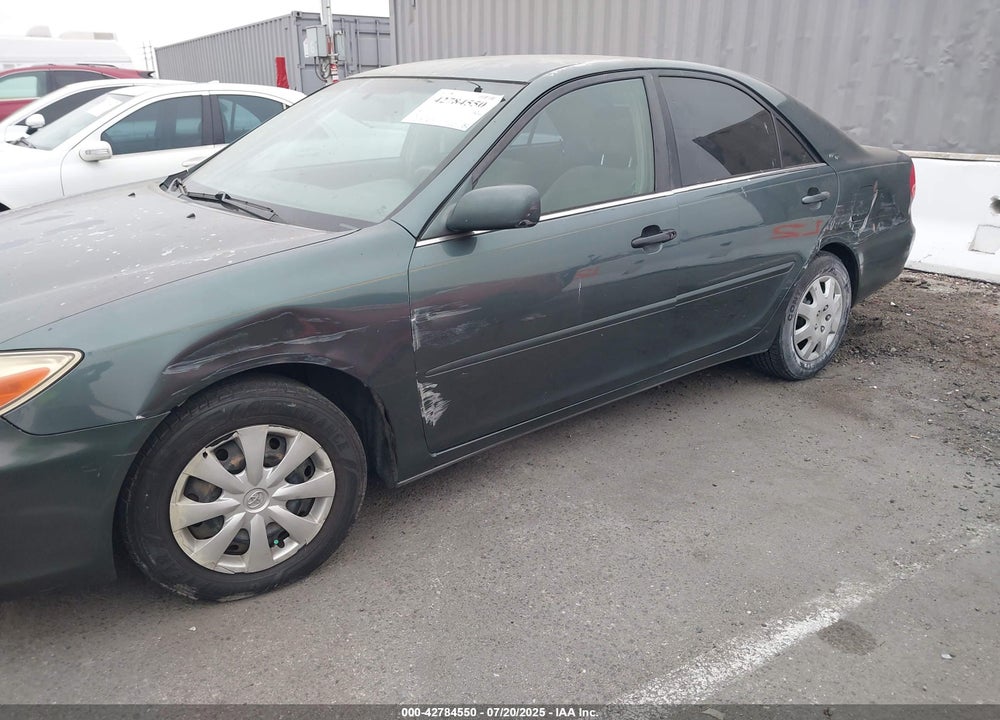 2002 TOYOTA CAMRY LE VIN: 4T1BE32K22U580367