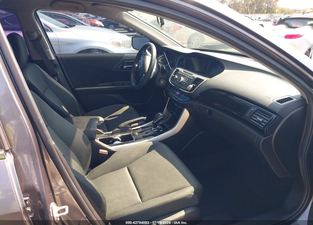 2017 HONDA ACCORD VIN: 1HGCR2F30HA264844