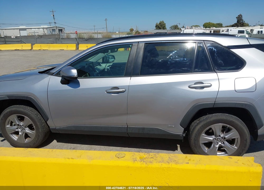 2022 TOYOTA RAV4 HYBRID VIN: 4T3RWRFV2NU066761
