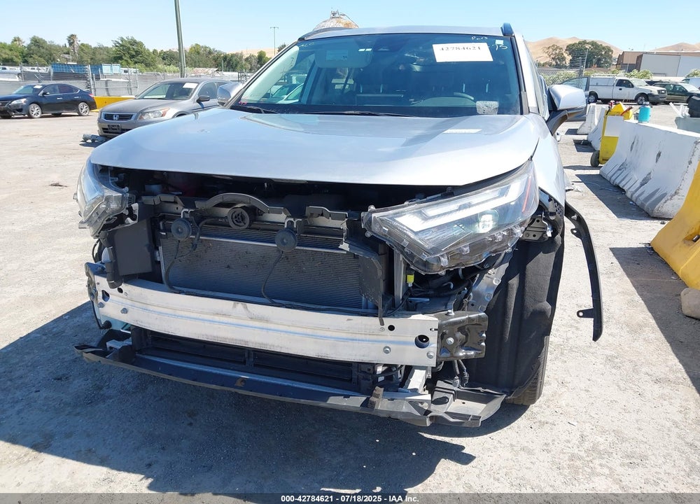 2022 TOYOTA RAV4 HYBRID VIN: 4T3RWRFV2NU066761