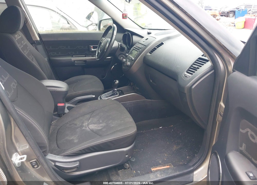 2012 KIA SOUL VIN: KNDJT2A6XC7474737