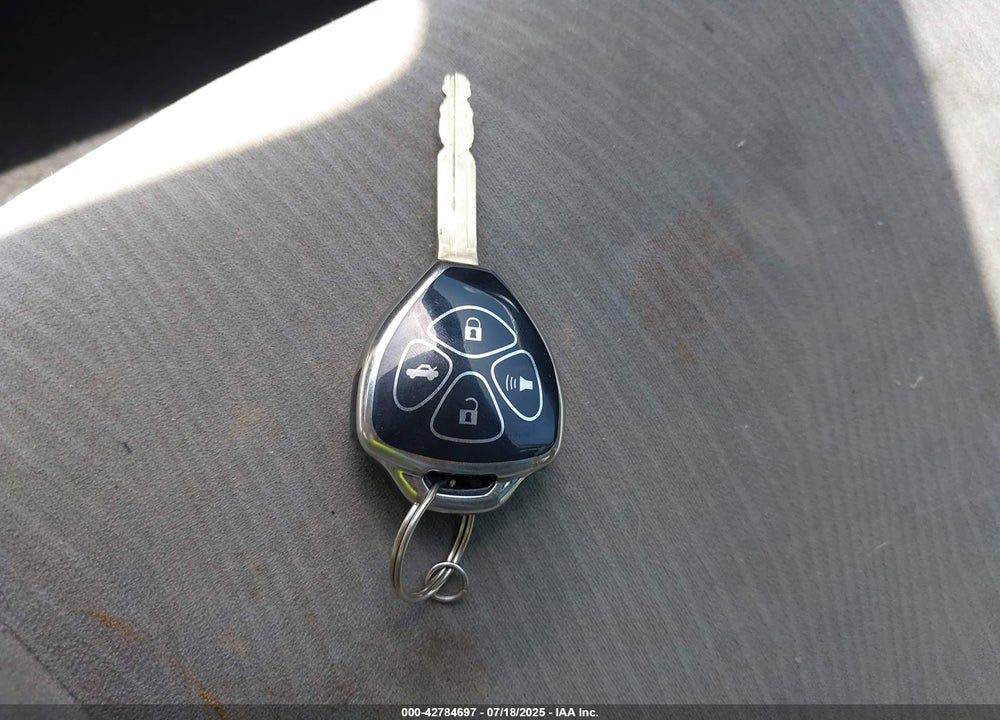 2011 TOYOTA COROLLA VIN: 2T1BU4EE8BC565159