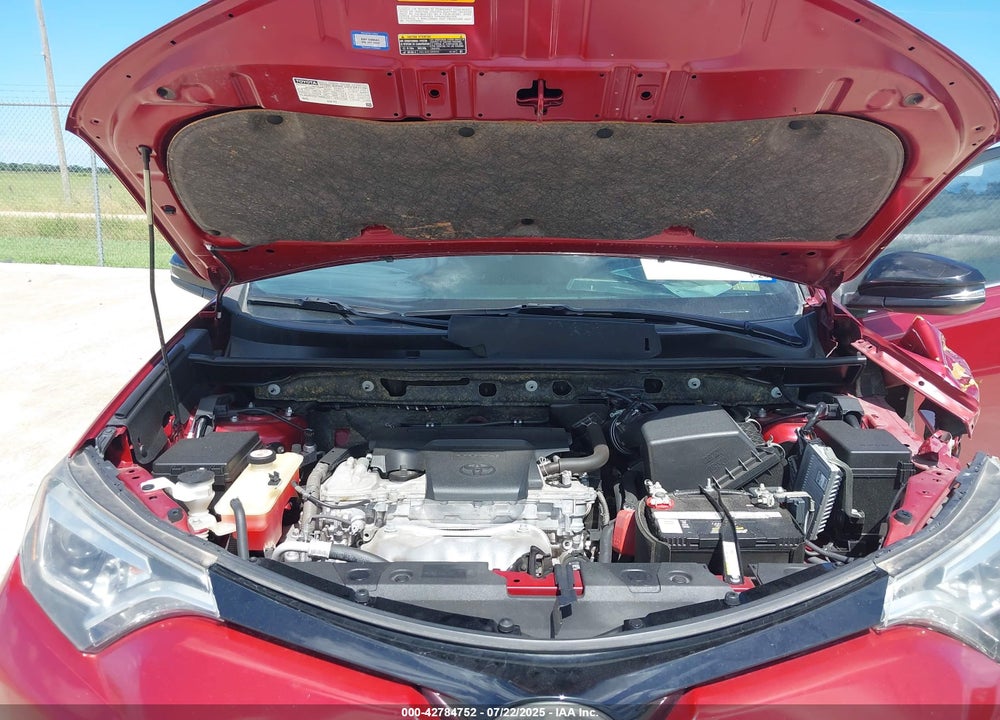 2018 TOYOTA RAV4 VIN: JTMNFREV1JD125550