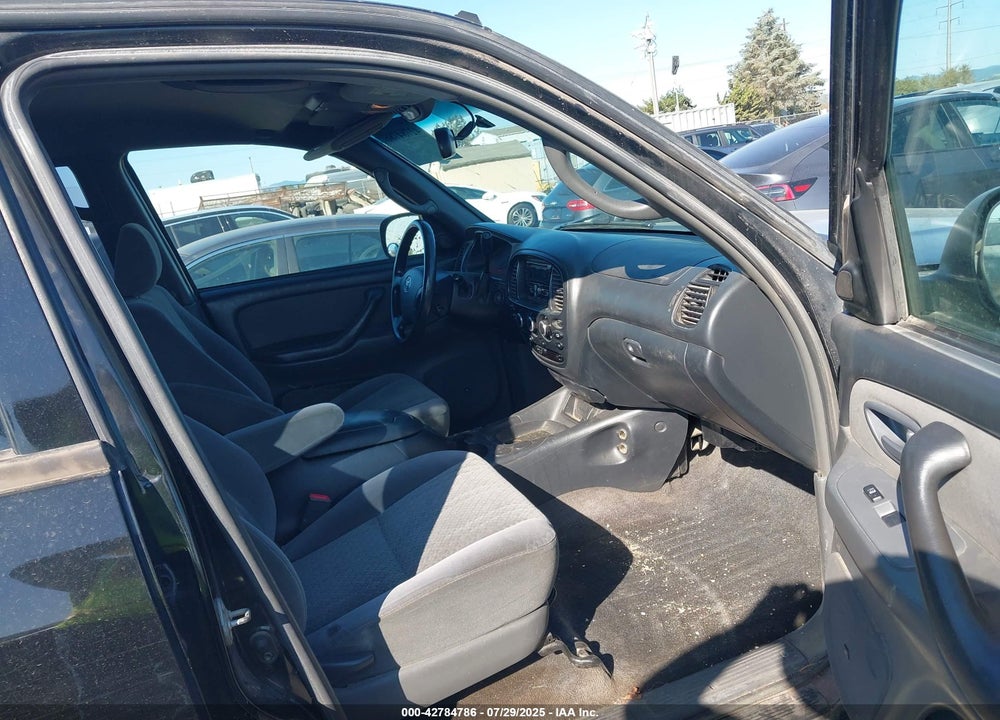 2005 TOYOTA TUNDRA SR5 V8 VIN: 5TBDT441X5S501798