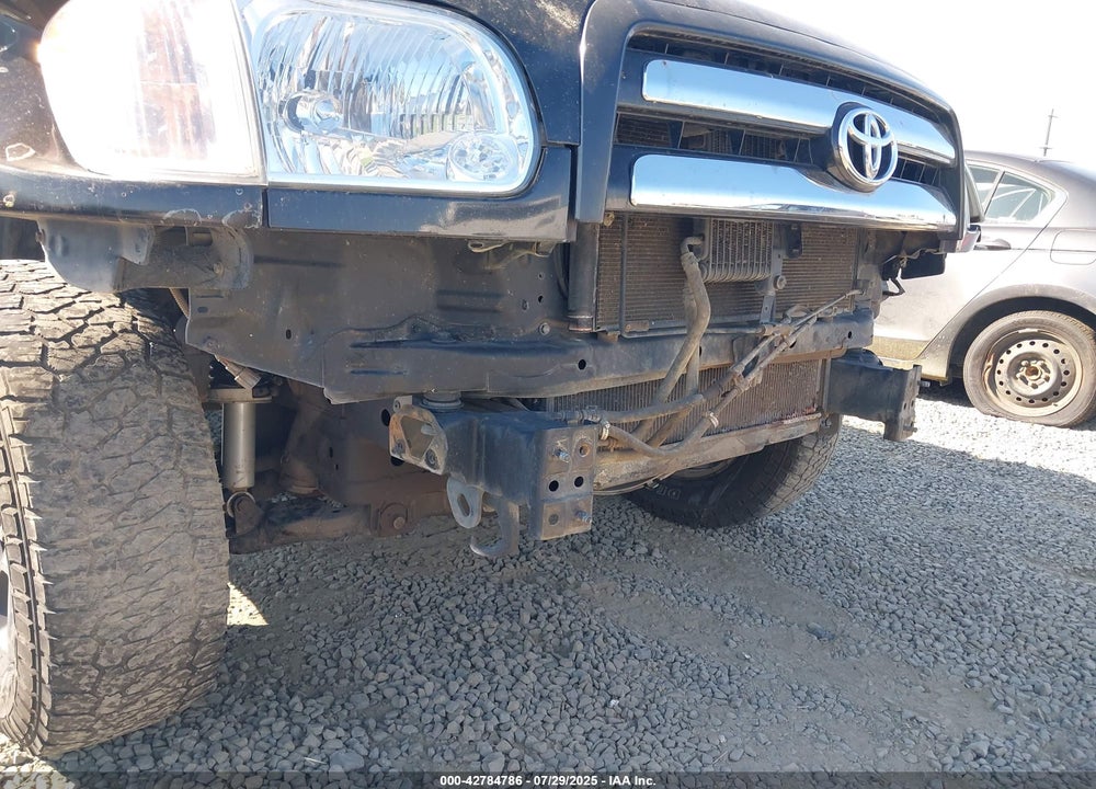 2005 TOYOTA TUNDRA SR5 V8 VIN: 5TBDT441X5S501798
