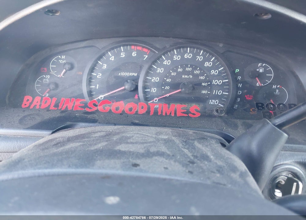 2005 TOYOTA TUNDRA SR5 V8 VIN: 5TBDT441X5S501798